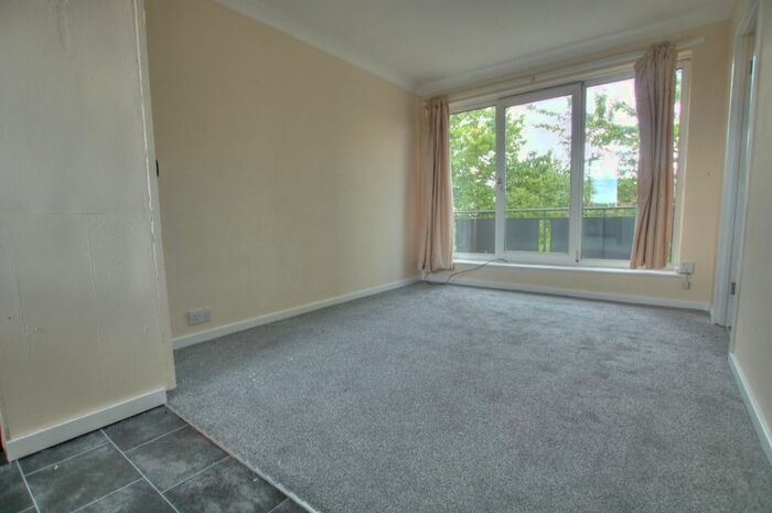 1 Bedroom Flat To Rent In Belsay Gardens, Red House Farm, Newcastle Upon Tyne, NE3