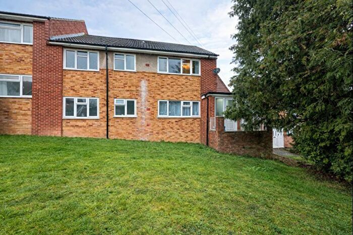 3 Bedroom Flat To Rent In Carver Hill Road, High Wycombe, HP11