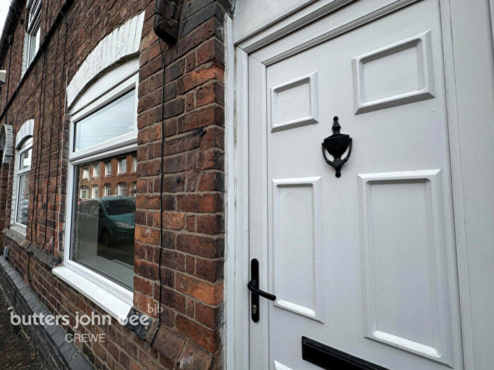 2 Bedroom Terraced House To Rent In Arnold Street, Nantwich, CW5