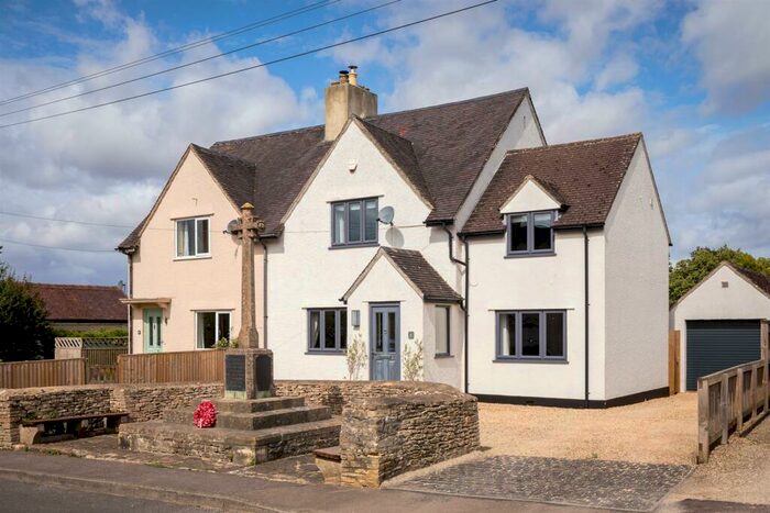 4 Bedroom Semi-Detached House For Sale In School Row, Coates, Cirencester, GL7