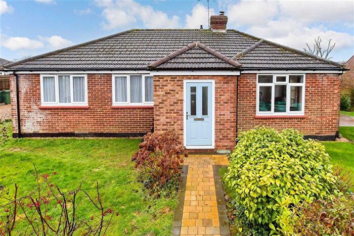 3 Bedroom Detached Bungalow For Sale In Heather Drive, St. Michaels, Tenterden, Kent, TN30