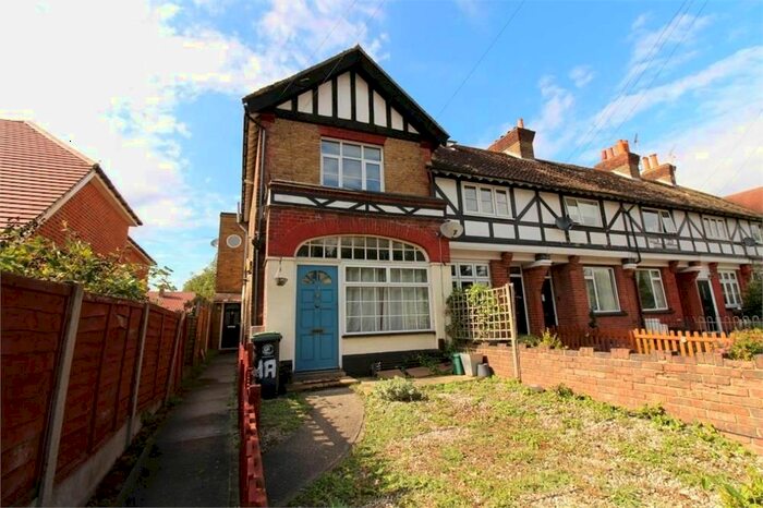 1 Bedroom Maisonette To Rent In Broomstick Hall Road, Waltham Abbey EN9