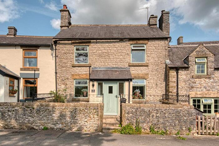 2 Bedroom Cottage For Sale In Lower Terrace Road, Tideswell, Buxton, SK17