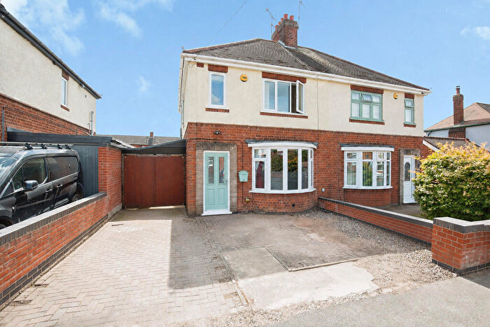 3 Bedroom Semi-Detached House For Sale In Daniel Road, Mancetter, CV9
