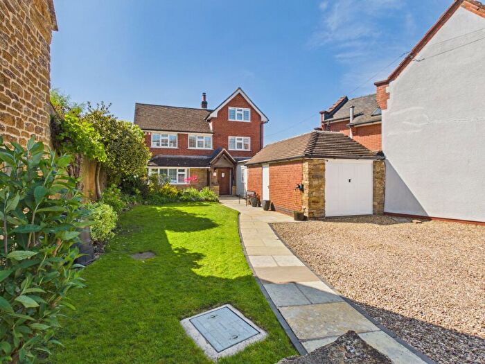 4 Bedroom Character Property For Sale In Manor Road Kilsby, Kilsby, Rugby, Warwickshire, CV23