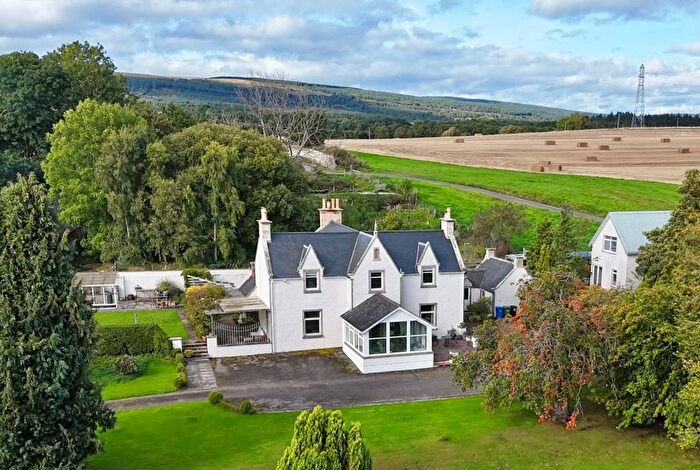5 Bedroom Detached House For Sale In Tomich Farmhouse, Invergordon, IV18