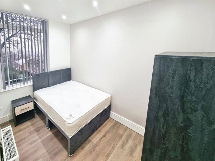 1 Bedroom Detached House To Rent In Spring Gardens Lane, Keighley, West Yorkshire, BD20