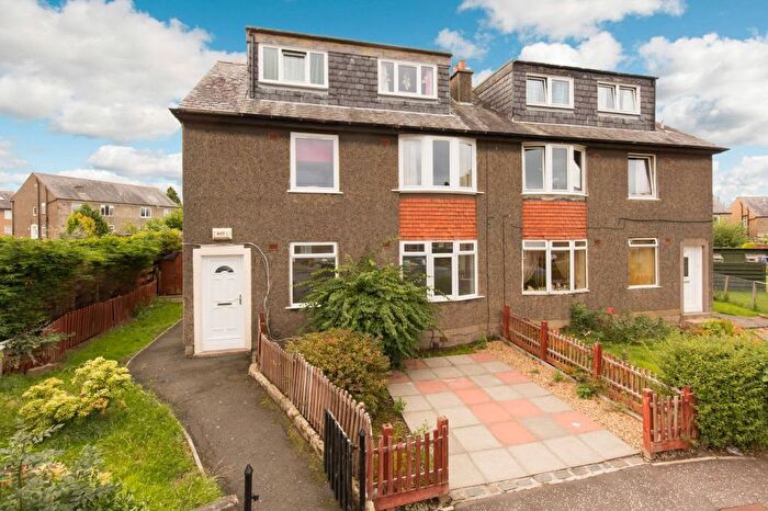 3 Bedroom Flat To Rent In Crewe Bank, Edinburgh, City Of Edinburgh, EH5