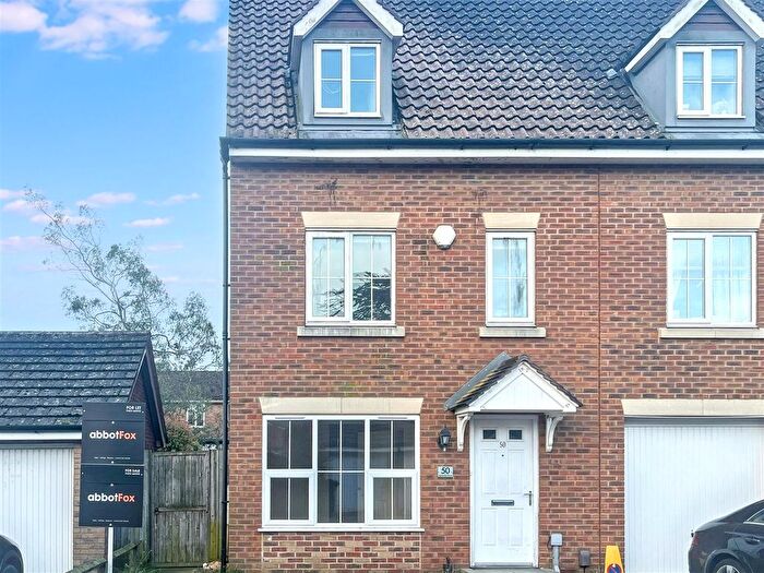 4 Bedroom Town House For Sale In Whistefish Court, NR5