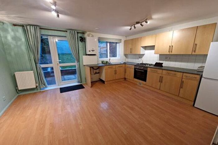 3 Bedroom Property To Rent In Brussels Way, Luton, LU3