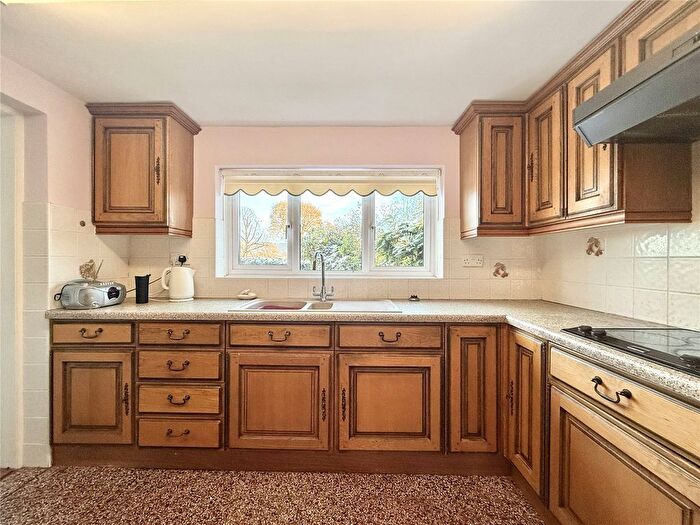 2 Bedroom Bungalow For Sale In Arddleen, Llanymynech, Powys, SY22