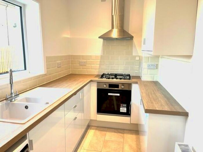 2 Bedroom Bungalow To Rent In Glenroy Ave, Colne, BB8