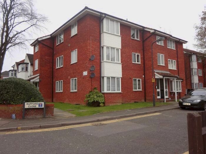 1 Bedroom Flat To Rent In Kenton Road, Harrow, HA3