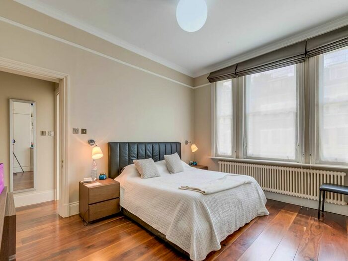 2 Bedroom Flat To Rent In Elm Park Gardens, London, SW10