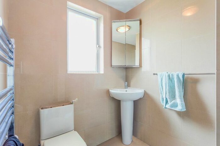 4 Bedroom Terraced House To Rent In Valnay Street, London, SW17