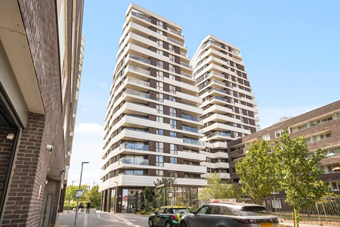 1 Bedroom Flat For Sale In Beck Square, London, E10
