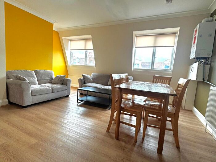 2 Bedroom Flat To Rent In High Street, Wealdstone, HA3