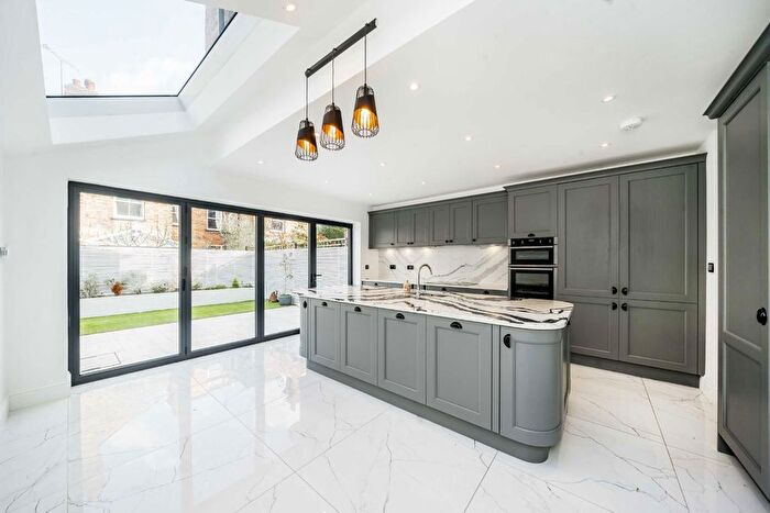 5 Bedroom Property To Rent In Salisbury Road, Richmond, TW9