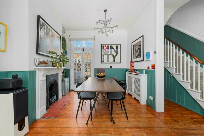 4 Bedroom Terraced House To Rent In Tell Grove, London, SE22