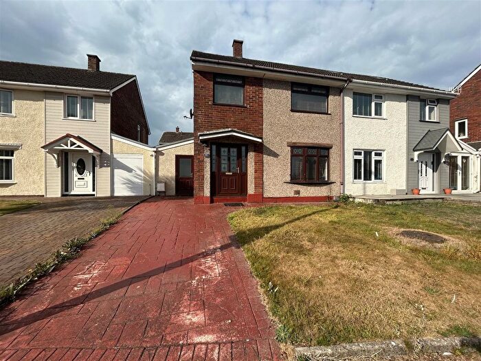 3 Bedroom Semi-Detached House For Sale In Firth Road, Llanelli, SA15