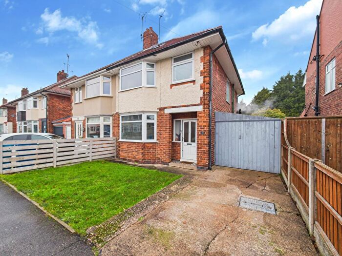 3 Bedroom Semi Detached House For Sale In Farm Drive, Alvaston, DE24