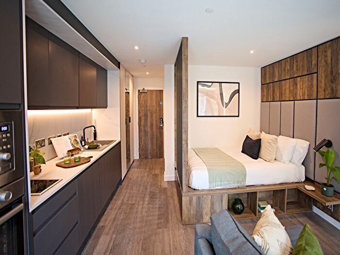 Studio To Rent In St Albans Place St Albans Place, Leeds, LS2