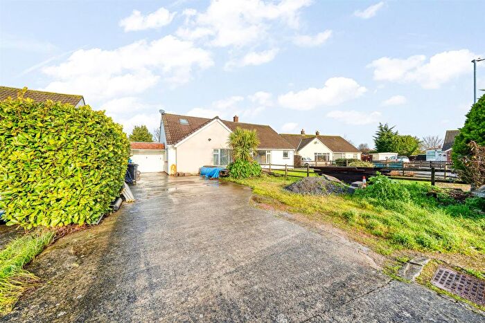 3 Bedroom Semi Detached House For Sale In Thorndale Close, Milton, Weston-Super-Mare, BS22