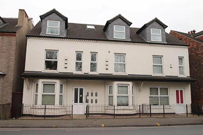 2 Bedroom Flat To Rent In Wycliffe House, Woodborough Road, Nottingham, Nottinghamshire, NG3
