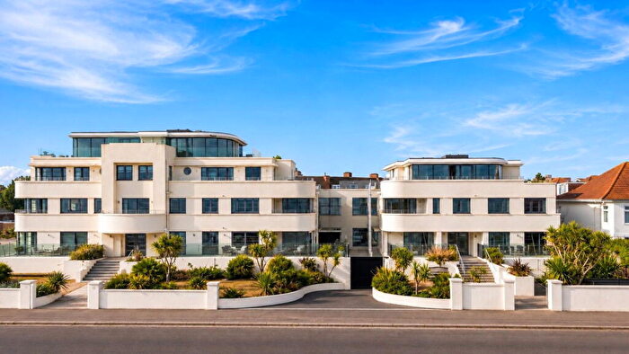 2 Bedroom Flat For Sale In Vista Mare West, , West Parade, Worthing, BN11