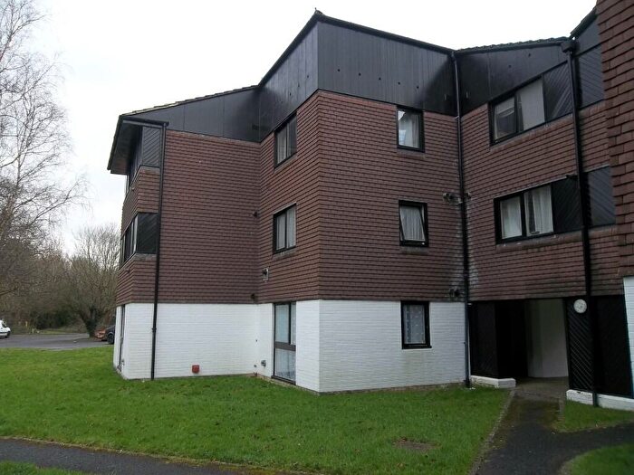 Studio To Rent In Camelot Court, Crawley, RH11