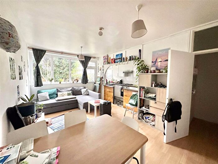 1 Bedroom Apartment To Rent In Harman Estate, Stanway Street, N1