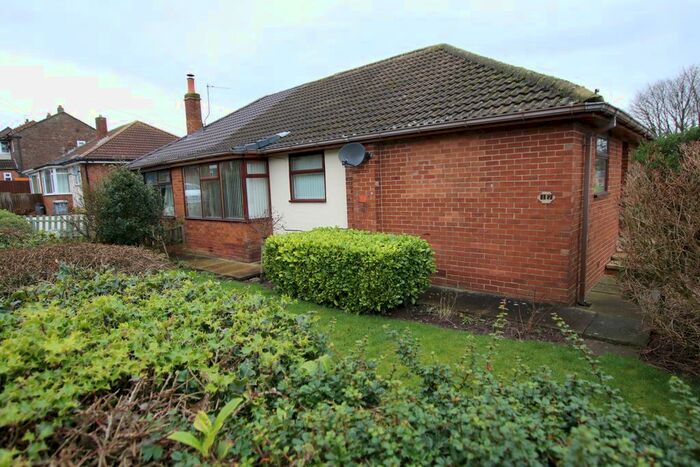 3 Bedroom Semi-Detached Bungalow For Sale In Middlecliffe Drive, Crow Edge, Sheffield S36