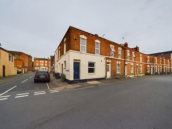 2 Bedroom Flat To Rent In Wellington Street, Gloucester, GL1