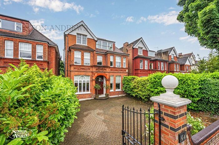 8 Bedroom Terraced House For Sale In Grange Road, Ealing, W5