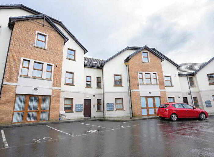 3 Bedroom Apartment / Flats For Sale In Loy Court, Bangor, BT19
