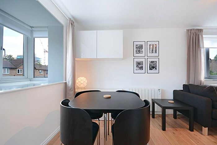 1 Bedroom Flat To Rent In John Maurice Close, Southwark, London, SE17