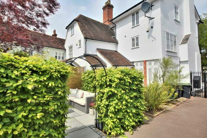 3 Bedroom Apartment To Rent In Livermore Lane, Dunmow, CM6