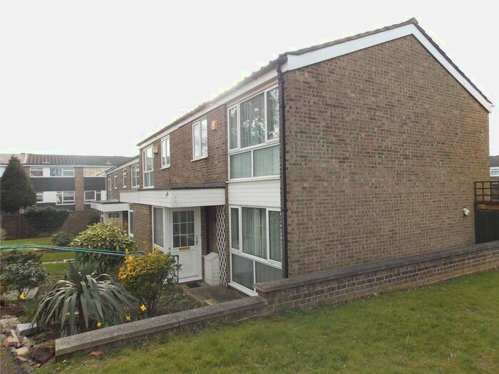 3 Bedroom Property To Rent In Norbury Hill, London, SW16