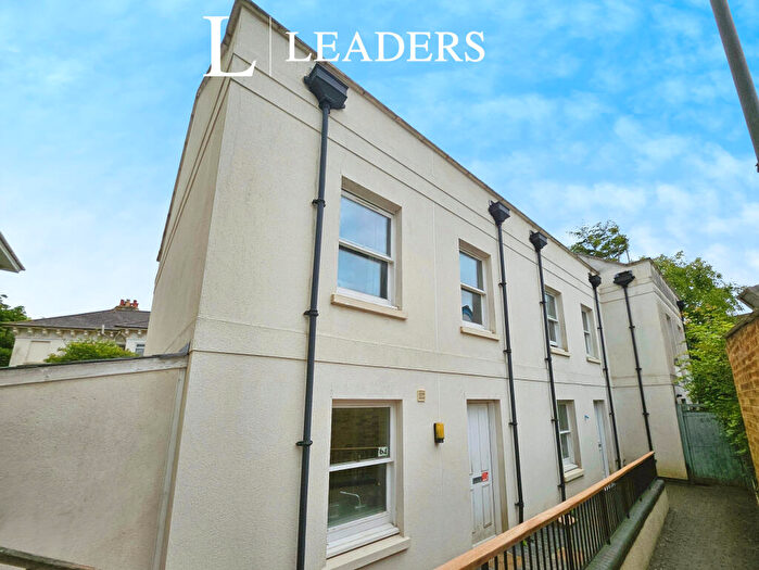 4 Bedroom End Of Terrace House To Rent In Compton Avenue, Brighton, BN1