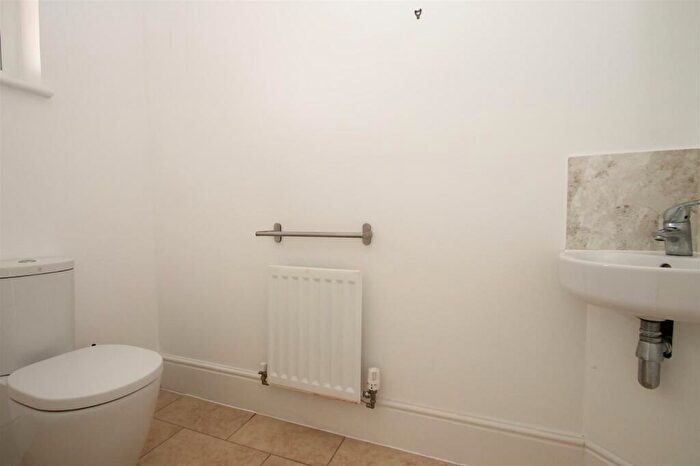 4 Bedroom Detached House For Sale In Albion Drive, Larkfield, Aylesford, ME20