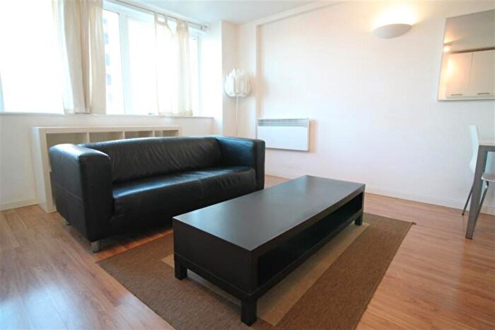 1 Bedroom Apartment To Rent In Marco Island, Huntindon Street, NG1