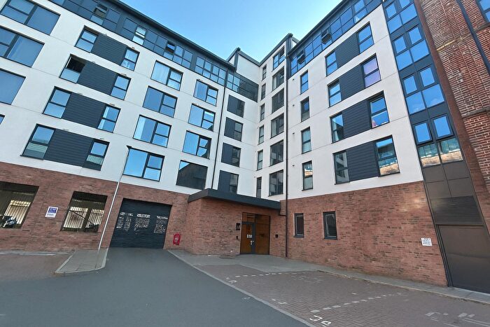 2 Bedroom Apartment To Rent In Atkinson Street, Southbank, Leeds, LS10