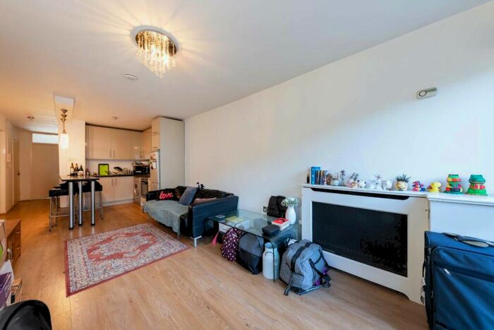 1 Bedroom Flat To Rent In Elia Street, London, N1