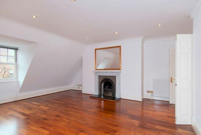 2 Bedroom Flat To Rent In Wedderburn Road, Hampstead, NW3