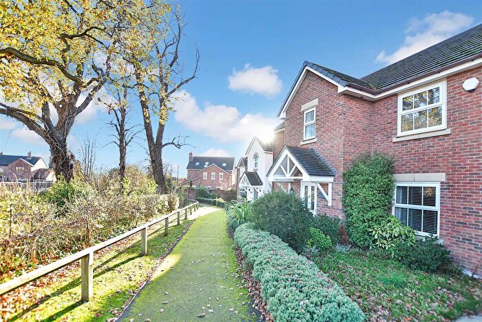 4 Bedroom Detached House For Sale In Bryn Y Groes, Gresford, Wrexham, LL12