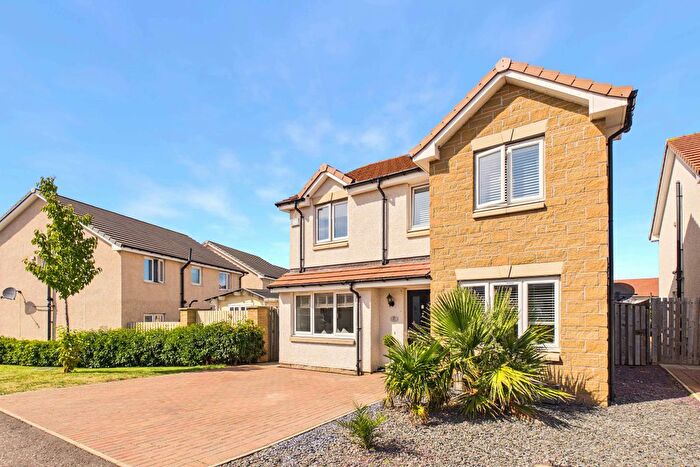 4 Bedroom Detached House For Sale In Kirkwood Crescent, Dunbar, EH42