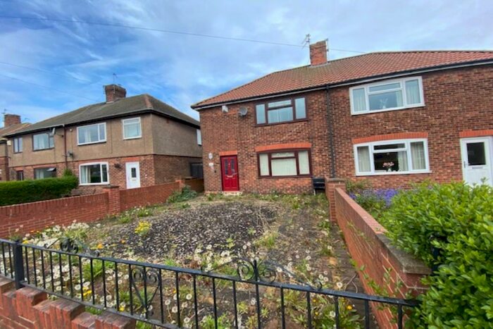 2 Bedroom Semi-Detached House To Rent In Chiltern Road, Goole, East Yorkshire, DN14