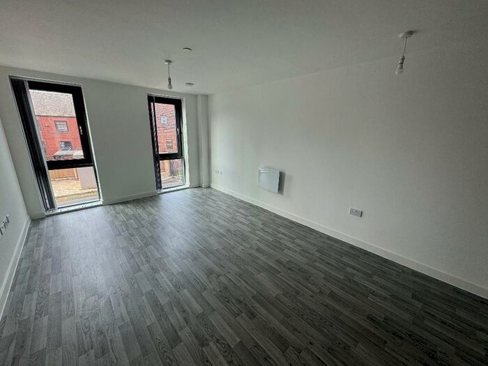 2 Bedroom Apartment To Rent In Stockport Road, Ardwick, Manchester, M13