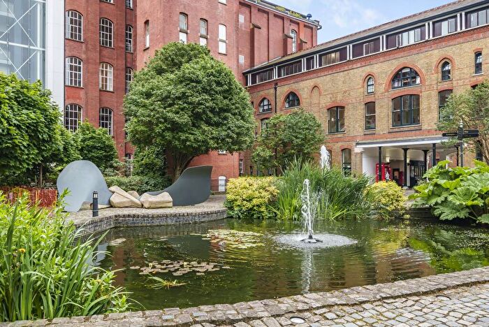 2 Bedroom Apartment To Rent In Manhattan Building, Bow Quarter, London, E3