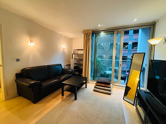 1 Bedroom Flat To Rent In Great Northern Tower Watson Street, M3